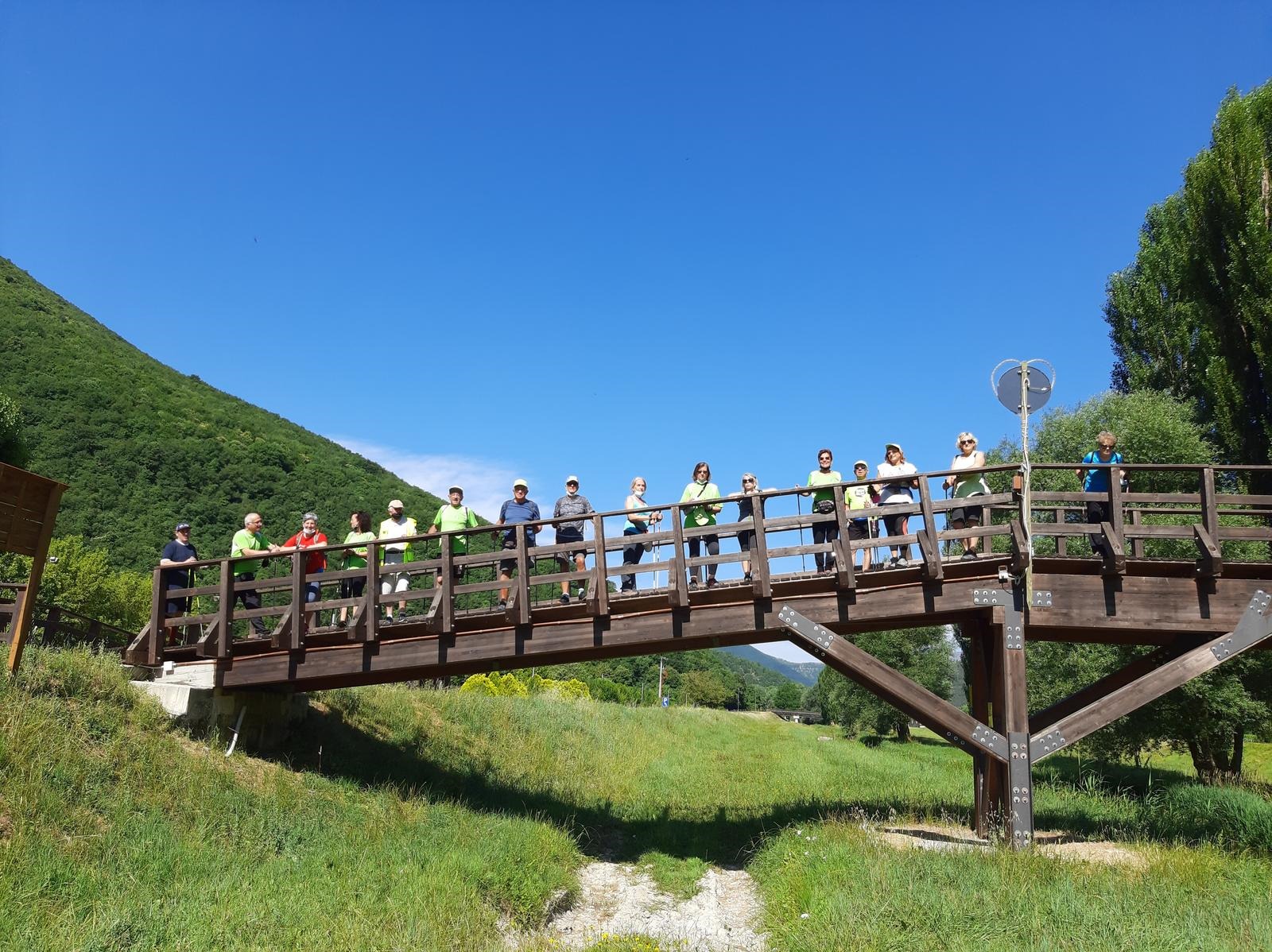 Il 21 maggio Camminata libera e allenamento di Nordic Walking a Pioraco 