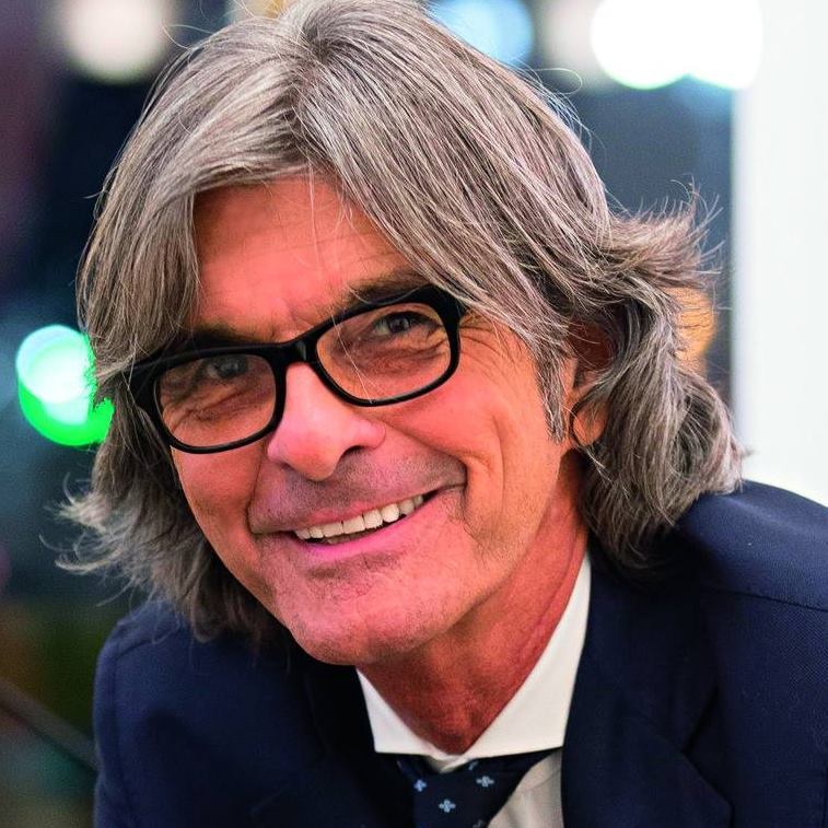 Roberto Alessi debutta a Riccione con il suo libro 'Tentazioni & Castighi'