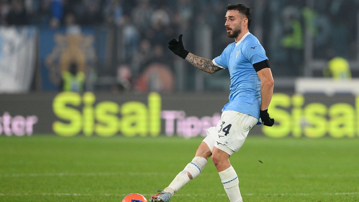 Il Milan si muove per Gila: contatti con gli agenti, è lotta col Napoli