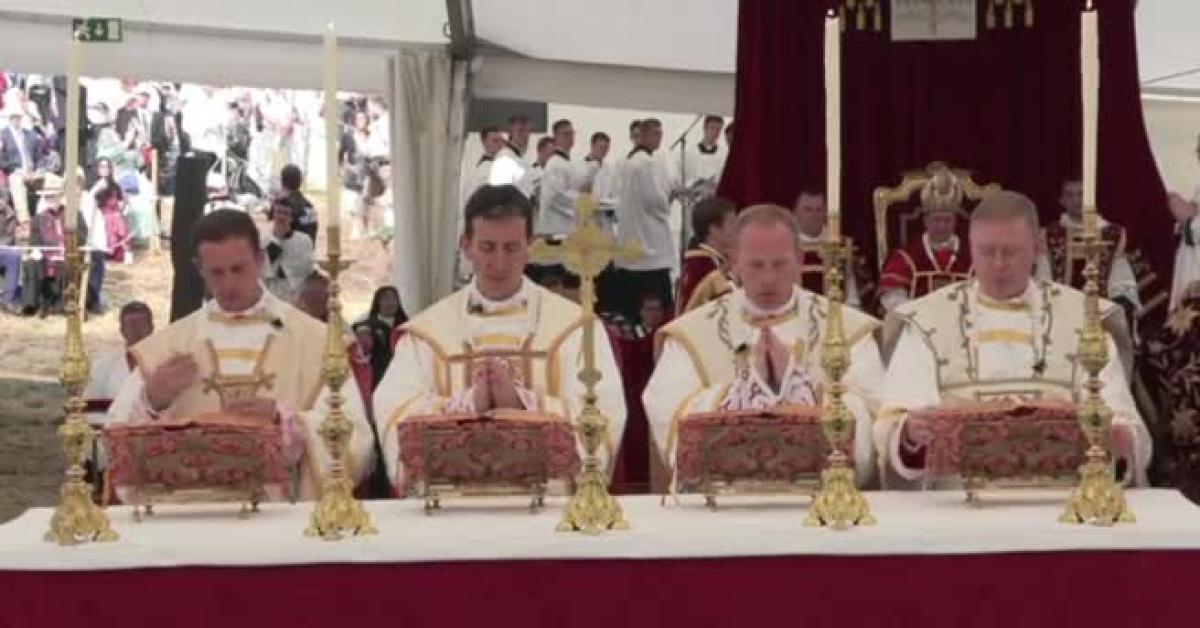 Scisma lefebvriani, le differenze con la Chiesa: dall'ecumenismo al dialogo interreligioso fino alla messa tridentina