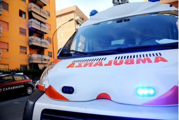 Fuga di cloro in piscina a Mentana, otto intossicati: bimbo di 5 anni in codice rosso