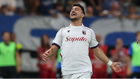 Lecce-Bologna, le formazioni ufficiali: Darmian titolare, Esteban guida l'attacco