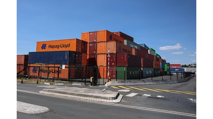 Export in frenata a maggio 2026, import in accelerazione: i numeri Istat - SoldiOnline.it