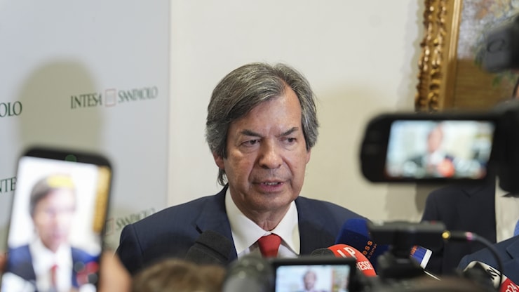 La Borsa premia il blitz su Mps: salgono i titoli delle banche. Intesa Sanpaolo sull'operazione: avremo successo - Corriere della Sera
