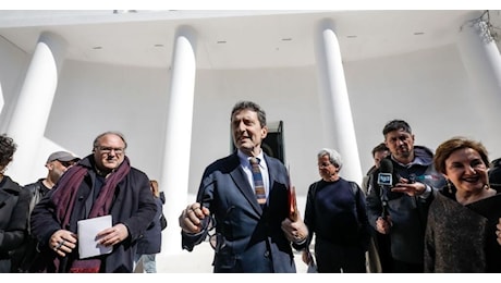 Biennale di Venezia, la Commissione Ue chiede la revoca dei fondi per il padiglione russo