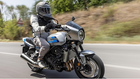 Honda CB1000F 2026, la prova su strada della roadster che guarda agli anni Ottanta