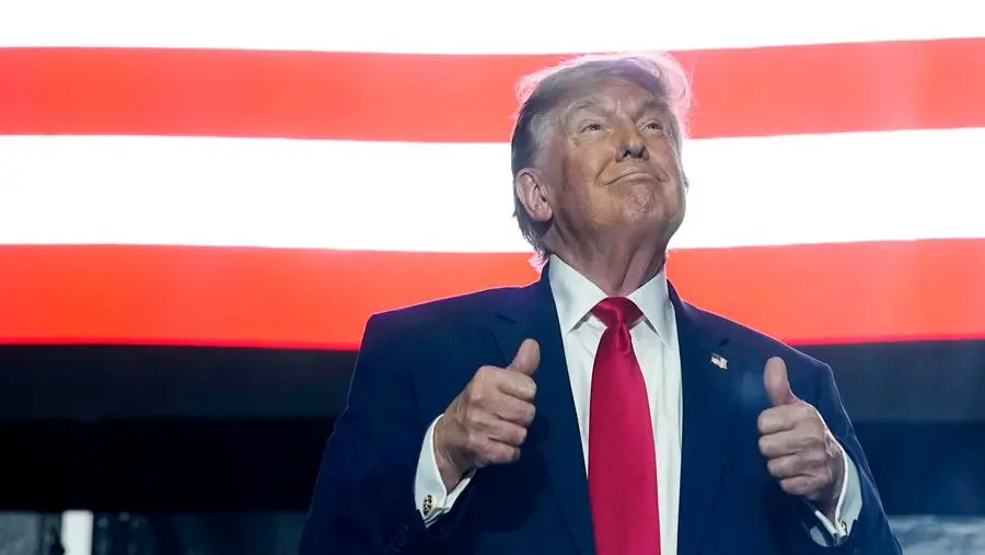 La corte di Re Donald. Una monarchia (dei soldi) del tutto antiamericana