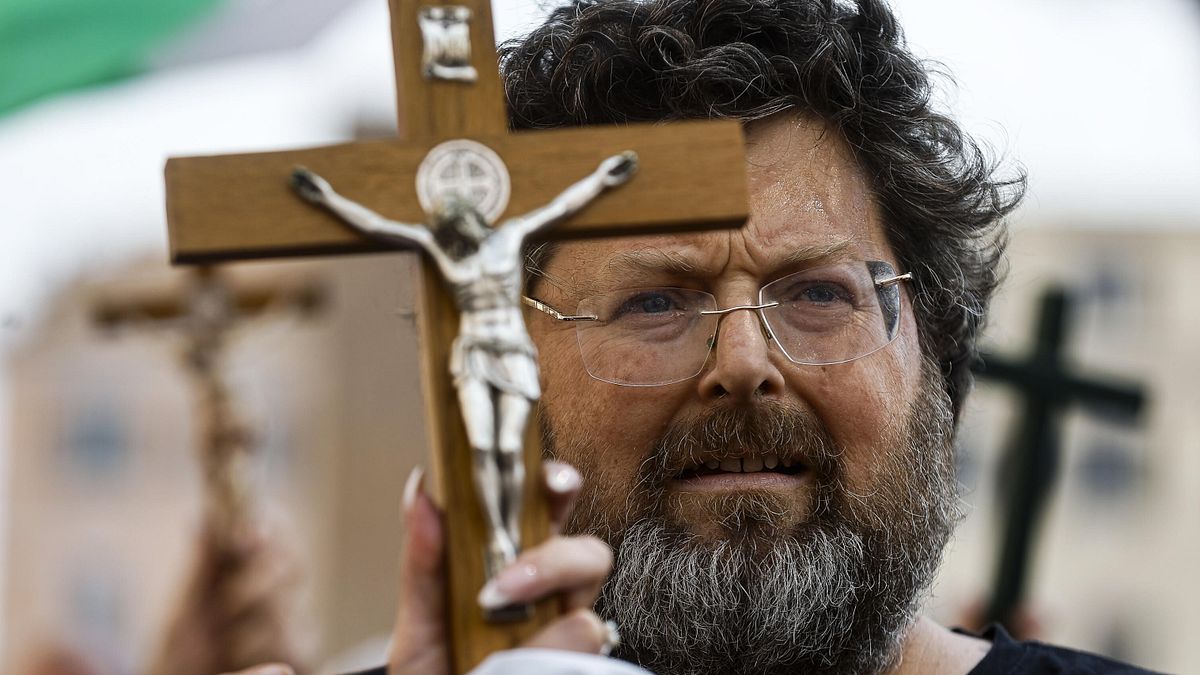 Mario Adinolfi: Sono totalmente innocente. Alcuni interessi vogliono vedermi nel fango