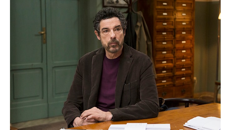 Nella quarta puntata di “Un professore 3” Greta rompe l’incantesimo tra Tommaso e Simone - iO Donna