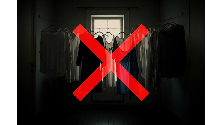 Non farlo più: stendere i panni in casa d’inverno può creare un problema enorme - Roba da Donne