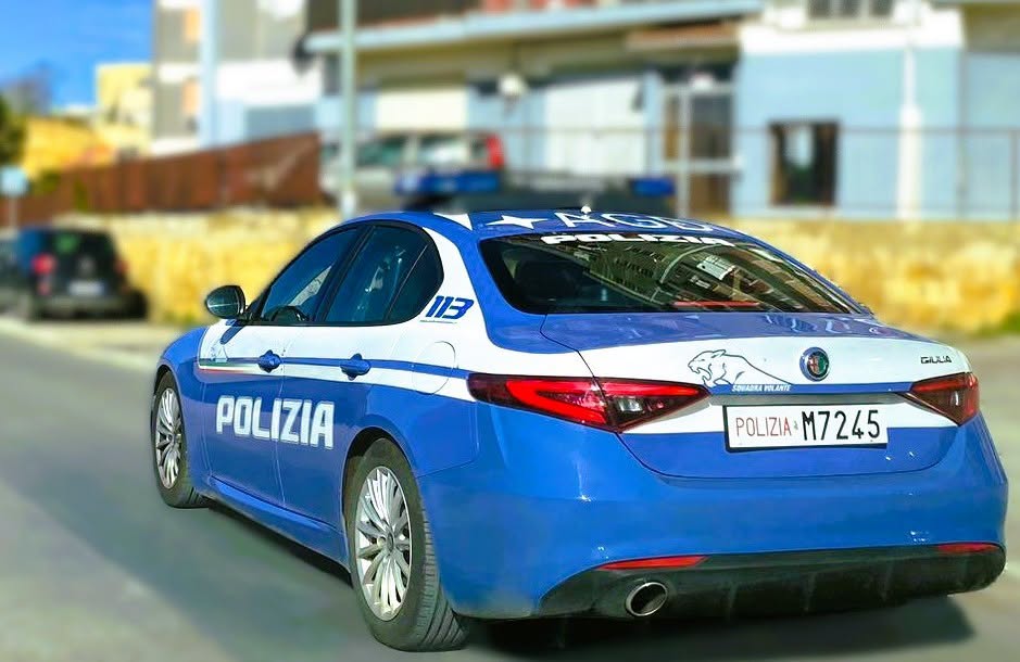 Italia. Entra nella camera d’albergo di una minore e tenta di abusare di lei: arrestati