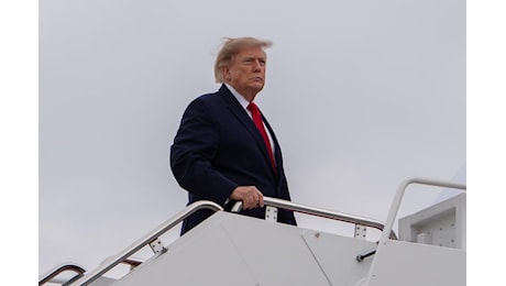 Trump contro i media: la Casa Bianca nega l’accesso a Cnn