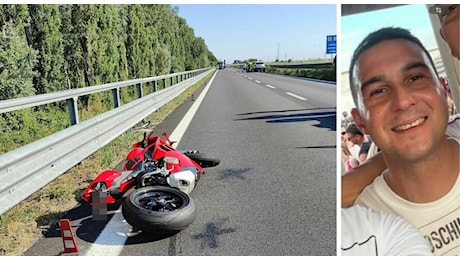 Andrea Favero muore in moto sulla Romea, il fratello: «Sono corso subito, è spirato davanti a me»