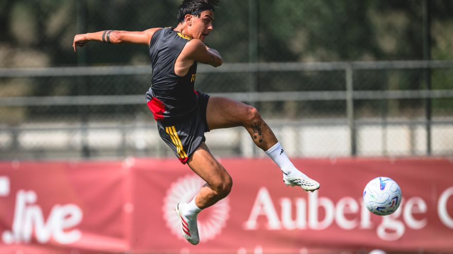 VIDEO Roma, Dybala show! Super gol in amichevole con la primavera: gli highlights