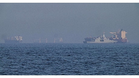 Iran:non passerà una goccia di petrolio da Hormuz