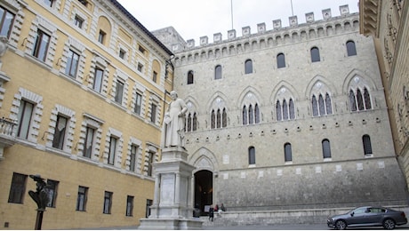 Opas Intesa su Mps: depositato il documento alla Consob bancaria