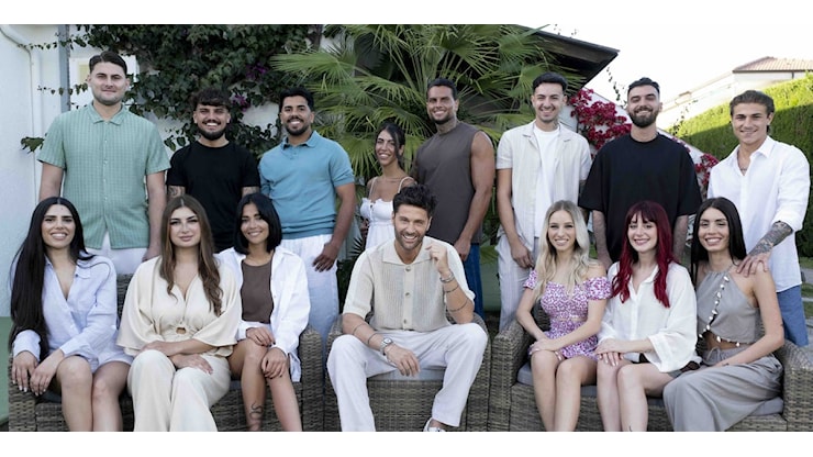 Sappiamo che Temptation Island è costruito. Eppure non riusciamo a smettere di guardarlo - Cosmopolitan