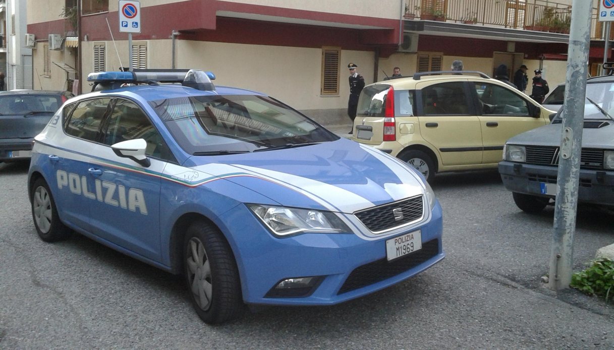 Costringe la moglie 20enne incinta a prostituirsi a Padova, arrestato 26enne accusato anche di violenze