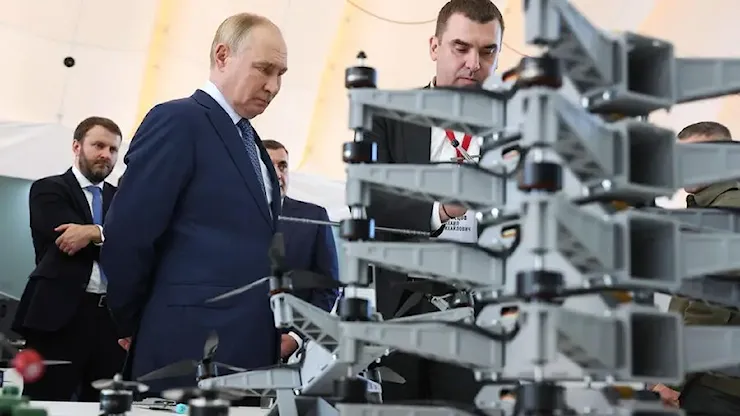 Droni deviati e interferenze, la Russia usa la “guerra elettronica” contro Europa e Nato - Domani