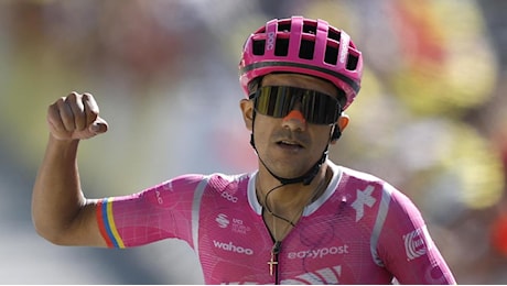 Tour de France 2026, Carapaz vince la 18ª tappa ma Pogacar resta padrone