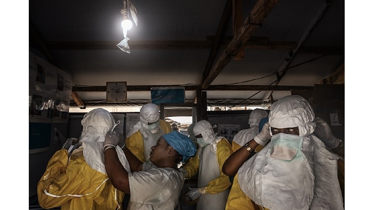 L’Uganda chiude i confini con la Rdc a causa di Ebola, mentre cresce la pressione sui sanitari - Rivista Africa