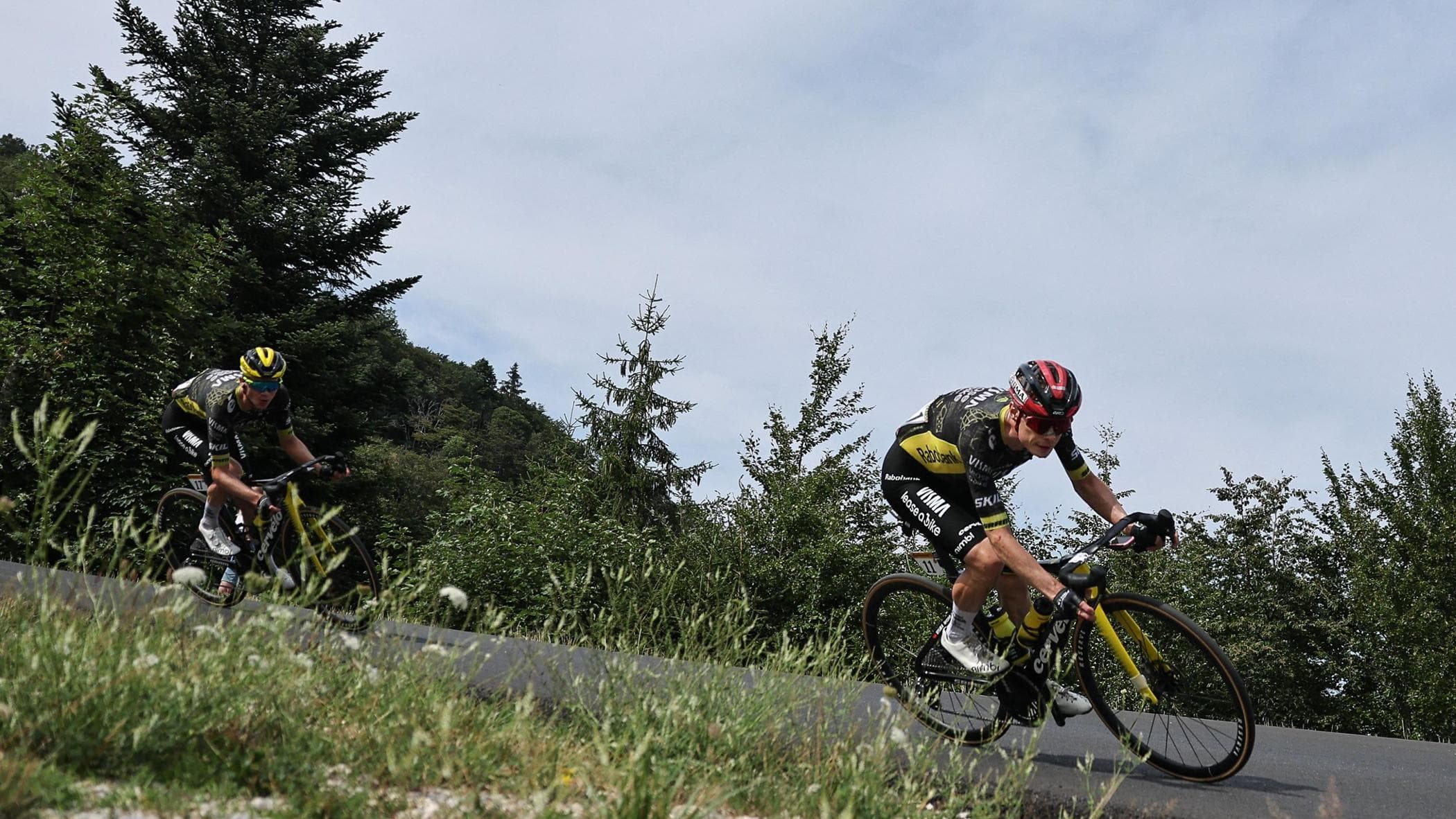Vingegaard: “Il test antidoping notturno non ha inciso, la caduta forse per l’errore di una moto”
