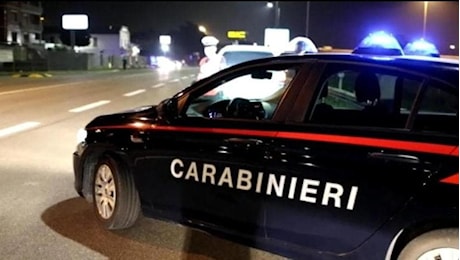 Doppio accoltellamento a Casoria, indagini dei carabinieri: feriti un 18enne e un 37enne