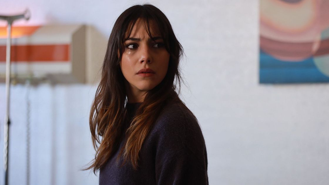 Far away, la puntata del 14 luglio in streaming