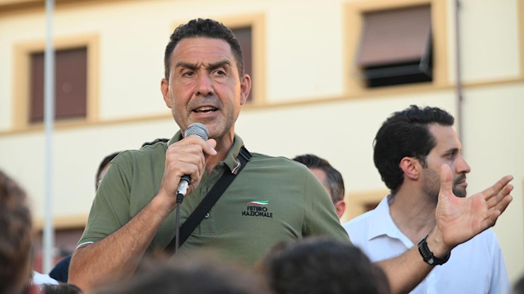 Vannacci promosso da un elettore su cinque: il generale vola tra i delusi dai partiti - La Stampa