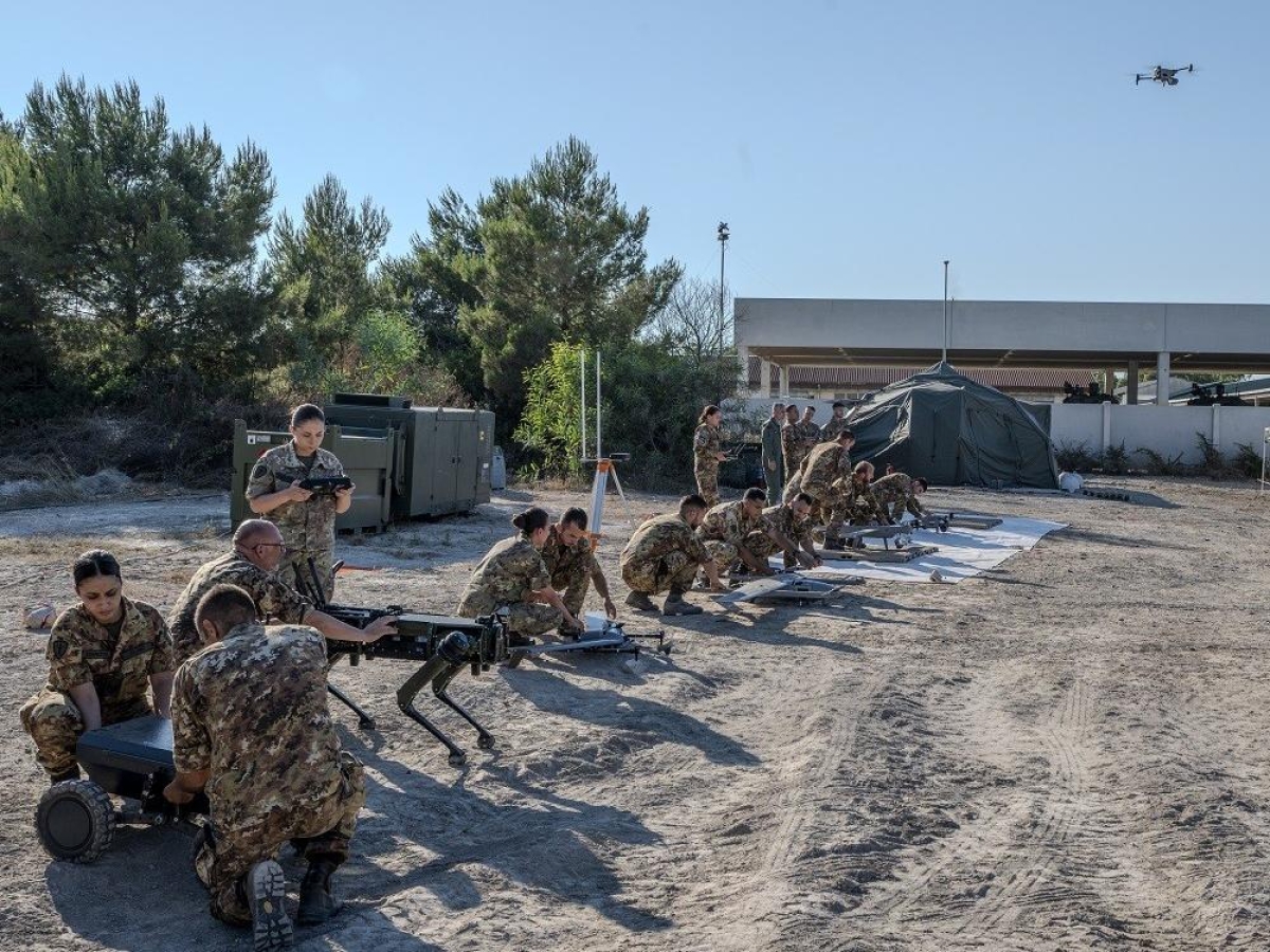 Droni, sensori e mezzi senza pilota: così la Nato si esercita in Puglia per vigilare sul sud del Mediterraneo. La partnership con le imprese locali