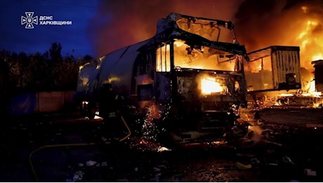 Attacco russo su Kiev: almeno due morti e 34 feriti nella notte