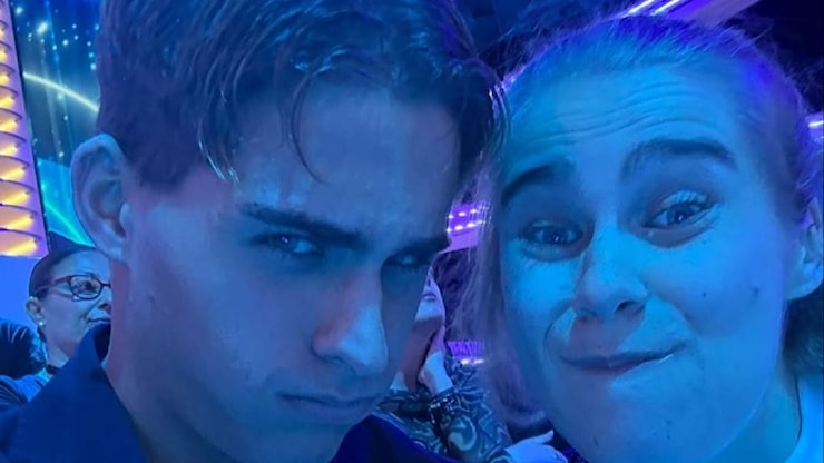 Davide Bonolis, la dedica alla sorella Silvia tornata a casa dall’ospedale: Sei una donna forte - Mediaset Infinity
