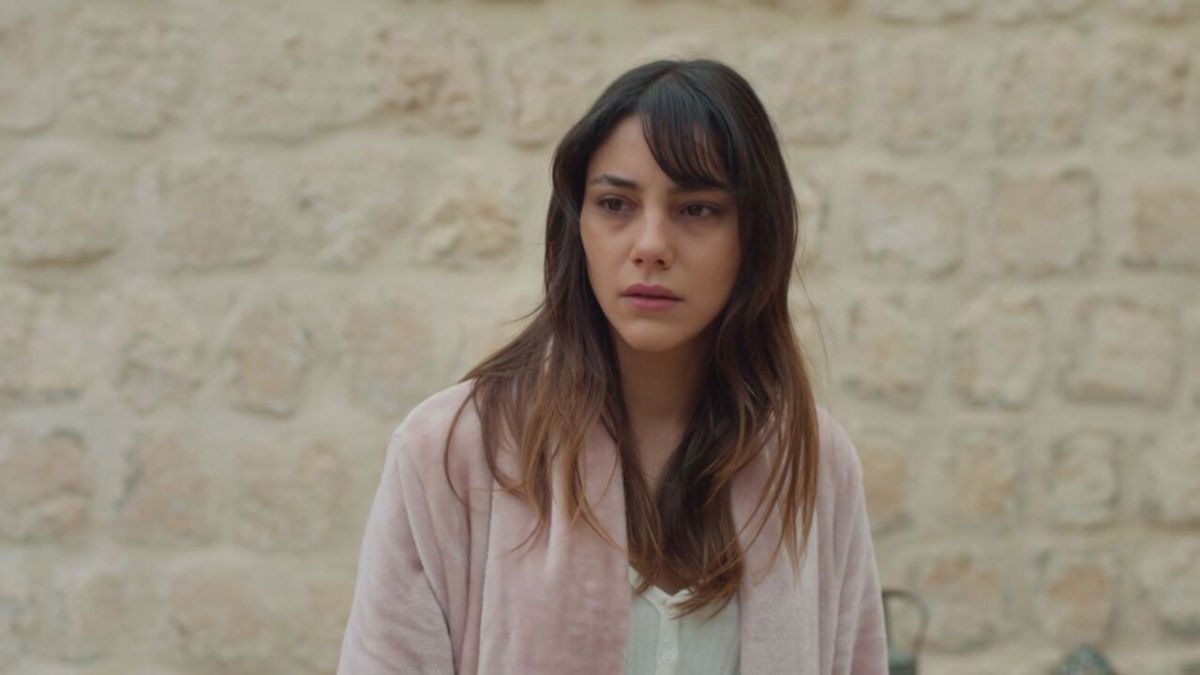 Hai perso qualche episodio di Far Away? Ecco dove recuperare tutte le puntate