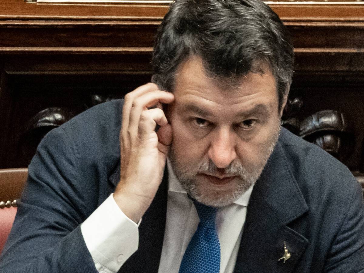 Vannacci come la Boldrini. E la Lega punta sul Viminale