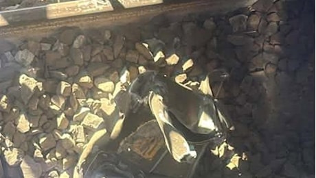 Urto tra un treno merci e un regionale tra Rignano e Pontassieve: nessun ferito, linea Firenze-Roma convenzionale bloccata