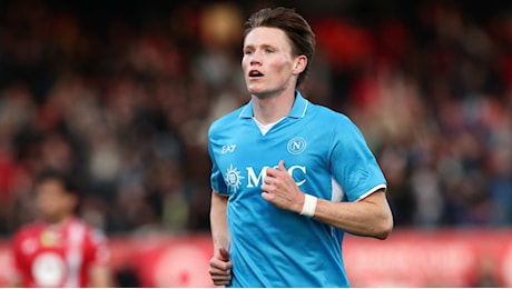 Napoli, McTominay ottiene l'idoneità sportiva: rientro in gruppo a Castel Volturno