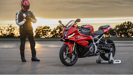 BMW F 450 RR sfida Aprilia RS 457 e le altre sportive A2