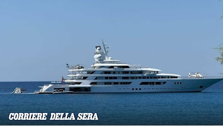 Boardwalk arriva in Salento: il superyacht di Fertitta fa tappa a Gallipoli