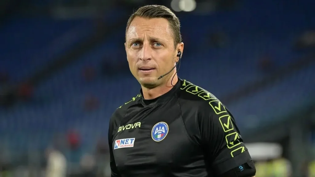 Arbitri, ufficiale la lista dei dismessi: ci sono anche Abisso e Dionisi