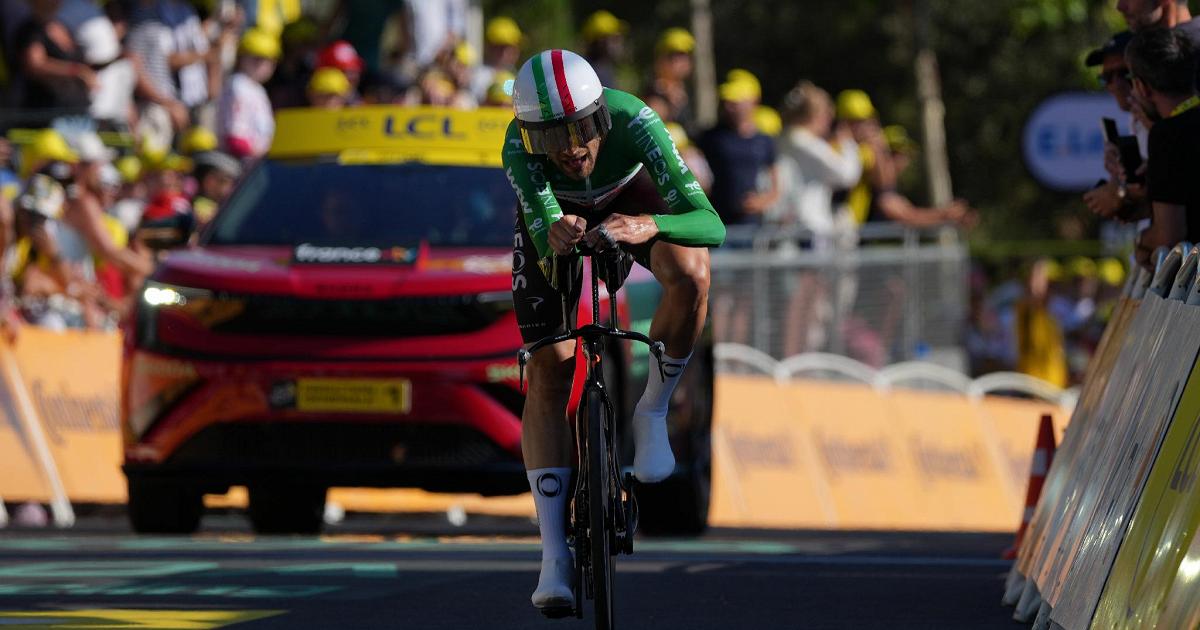 Filippo Ganna brilla al Tour e sfiora la maglia gialla: è secondo dietro a Vingegaard