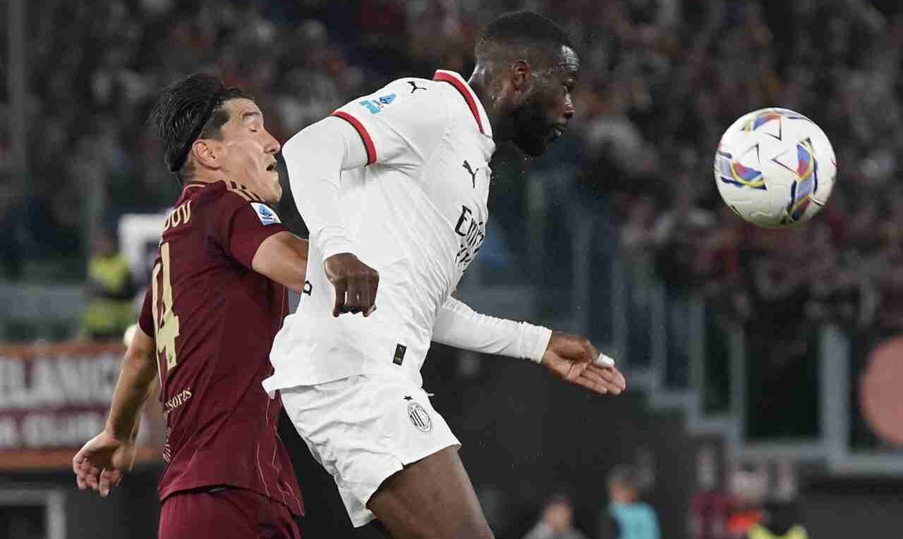 Milan, Tomori verso l’addio: rivoluzione in difesa
