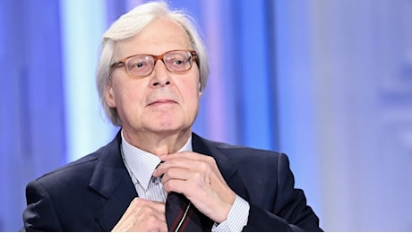Vittorio Sgarbi ricoverato al Gemelli: è stabile e vigile in terapia intensiva
