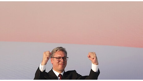 Doppie elezioni in Serbia: la mossa di Vucic verso il voto
