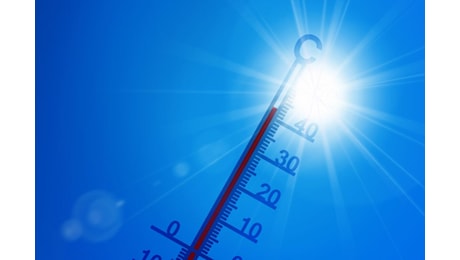 Caldo, ancora 18 città con bollino rosso: atteso un miglioramento da mercoledì