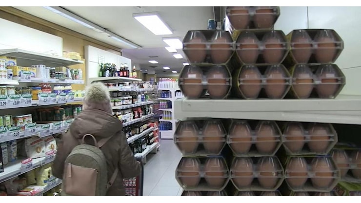 Il cibo costa il 25% in più di quattro anni fa. L'economista: Le fasce deboli penalizzate - RaiNews