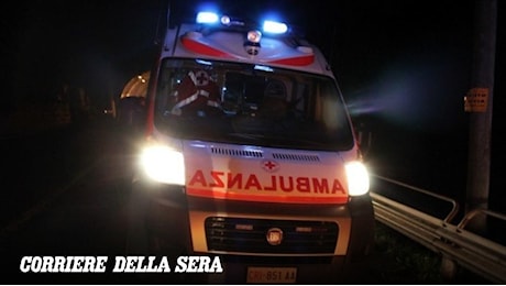 Da Milano a Verona a piedi per amore: crolla stremato nel Bresciano