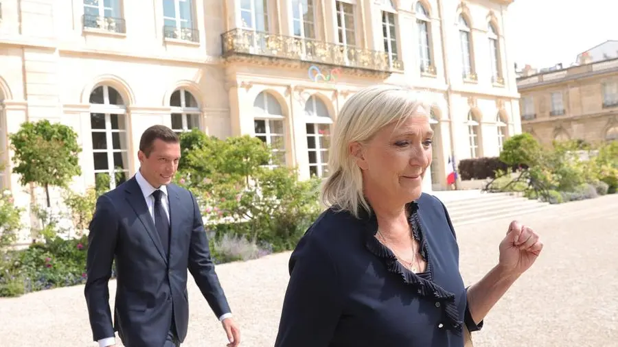 Sinistra divisa, centro pallido: la Francia in balìa di Le Pen