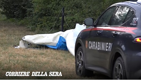 Precipita con il deltaplano a Tarzo, morto Thomas Pizzedaz durante il volo