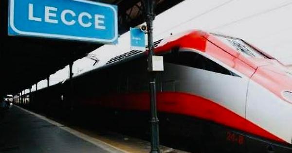 Frecciarossa Napoli-Bari-Lecce, al via il nuovo collegamento ad alta velocità