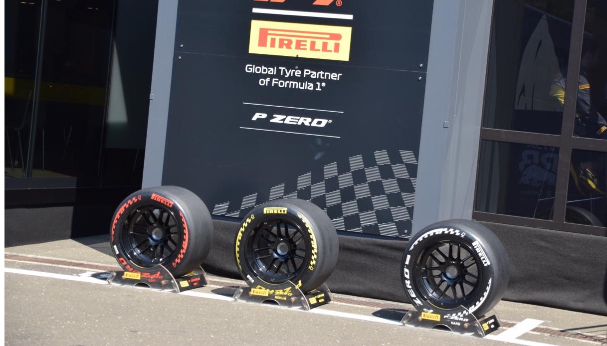 F1, Esclusiva Pirelli: due soste e la sfida per gestire l’overheating al posteriore in Austria